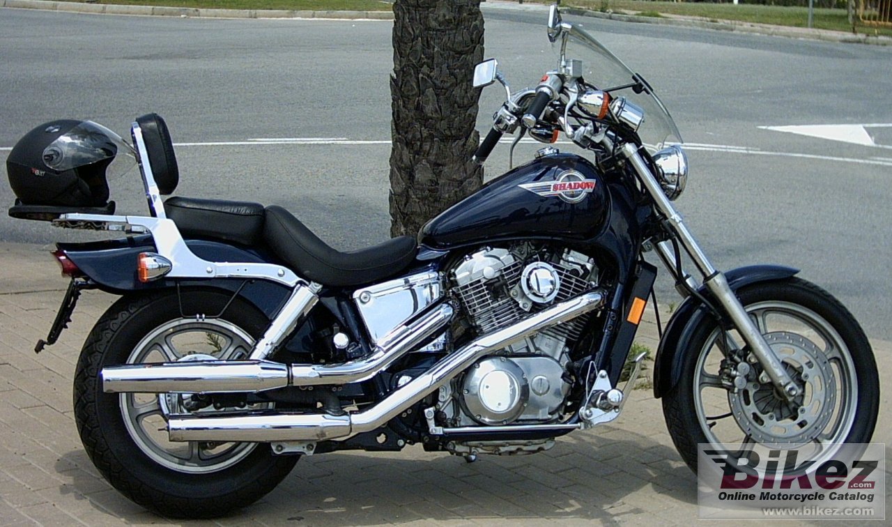 Big Luis Mercader vt 1100 c picture and wallpaper from Bikez.com